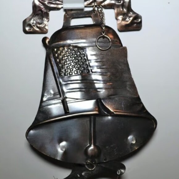 Liberty Bell Windchimes Metal With Box 1975 Home Decor Outdoor Decor - Picture 2 of 6